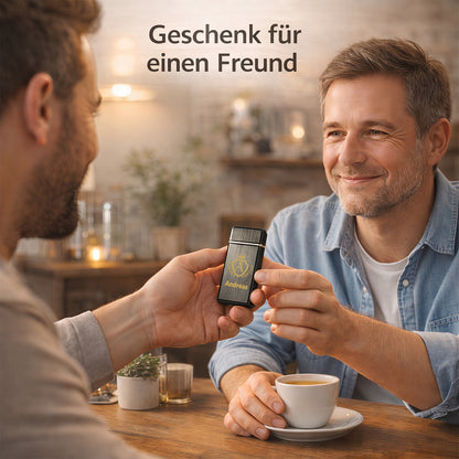 Personalisierte Feuerzeug mit Buchstabenmotiv und Namen - Zink